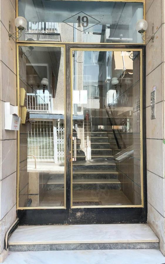 Lovely Equipped Apartment In Kallithea Athens Atenas Exterior foto